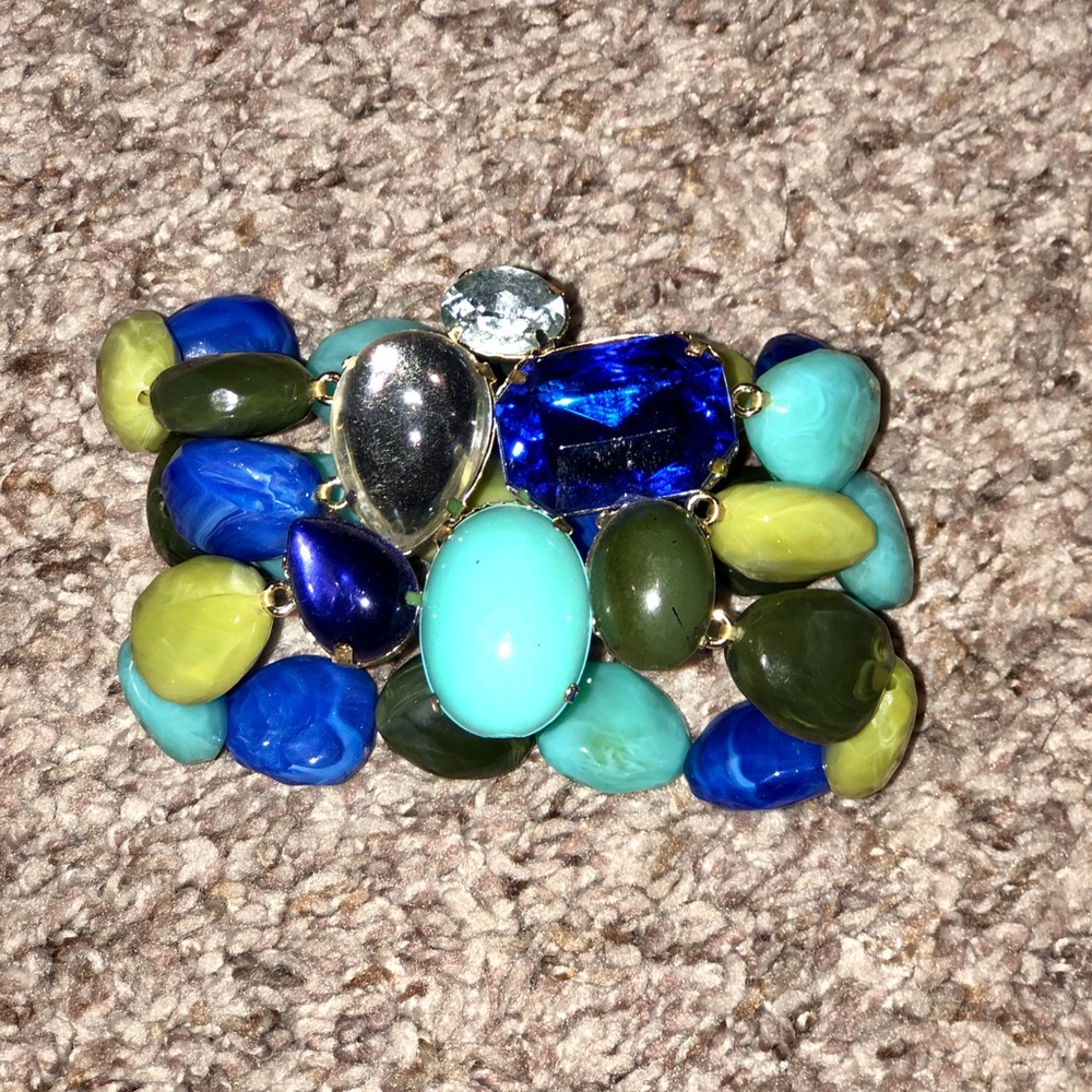 2000’s Style Plastic Stretch Bracelet